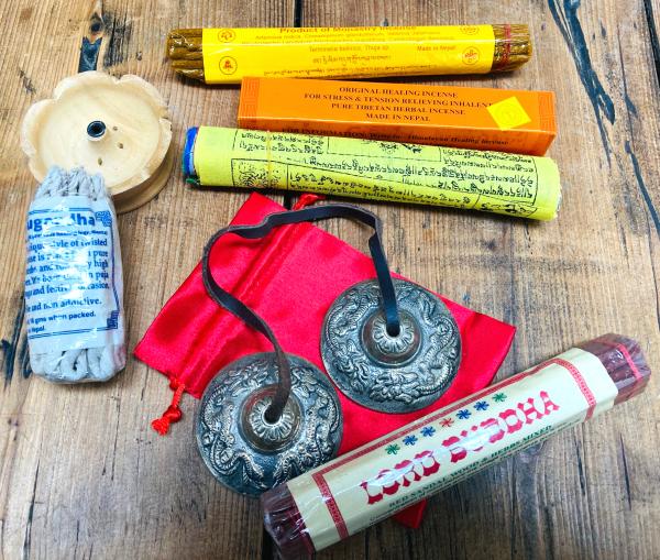 Tibetan Meditation Gift Set contains Lord Buddha, Orange Healing, Resheswor Monastery & Astasugandha Rope Incense plus incense holder, Tingsha Bells and Prayer Flags